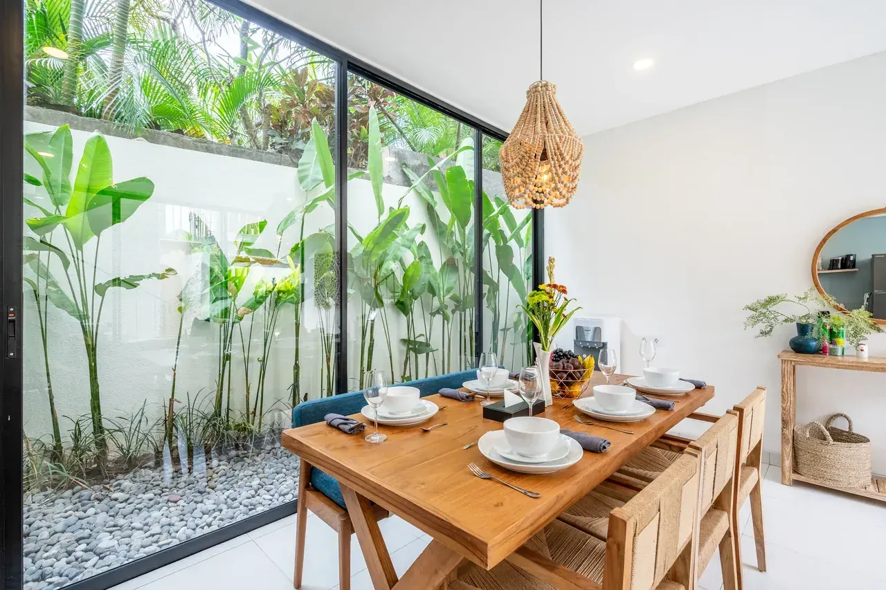 Villa Jucca — Comedor
