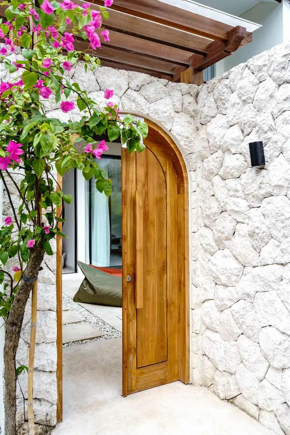 Villa Oasis — Fachada